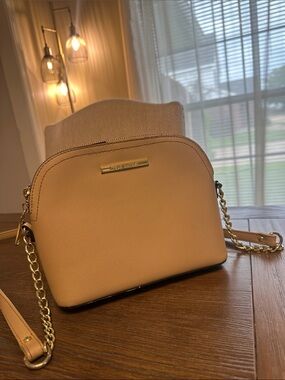 Steve Madden Beige Dome Crossbody with Gold Chain